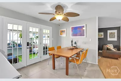 807 Dyches Drive, Savannah, GA 31406 - Photo 11