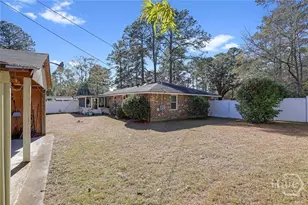 807 Dyches Dr, Savannah, GA 31406 - Photo 39