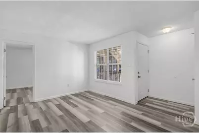 401 N Cromwell Road #T-1, Savannah, GA 31410 - Photo 7