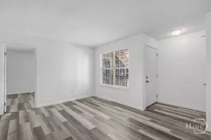 401 N Cromwell Rd, Savannah, GA 31410 - Photo 7
