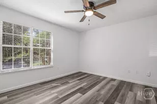 401 N Cromwell Rd, Savannah, GA 31410 - Photo 9