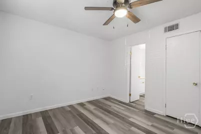 401 N Cromwell Road #T-1, Savannah, GA 31410 - Photo 23