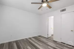 401 N Cromwell Rd, Savannah, GA 31410 - Photo 23