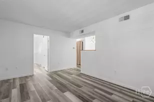 401 N Cromwell Rd, Savannah, GA 31410 - Photo 21