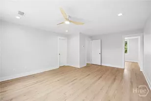 104 W 41st St, Savannah, GA 31401 - Photo 19