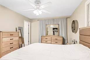 8 Hillyer Dr, Savannah, GA 31406 - Photo 17