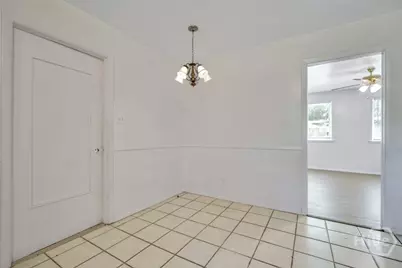 321 Byck Avenue, Garden City, GA 31408 - Photo 7