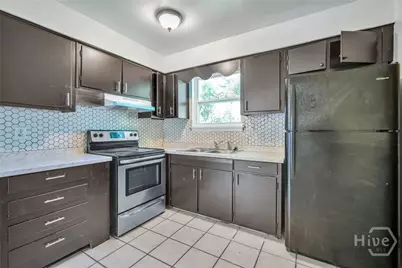 321 Byck Avenue, Garden City, GA 31408 - Photo 3