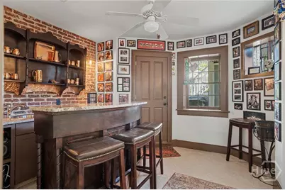313 E Jones Street, Savannah, GA 31401 - Photo 29