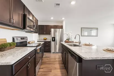 10 Flagler Drive, Savannah, GA 31419 - Photo 7