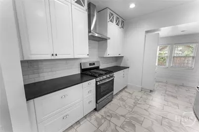1226 E 31st Street, Savannah, GA 31404 - Photo 9