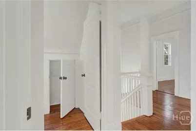 513 W 37th Street, Savannah, GA 31415 - Photo 35