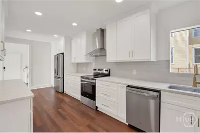 513 W 37th Street, Savannah, GA 31415 - Photo 5