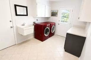 2 Abbott Ln, Savannah, GA 31411 - Photo 21