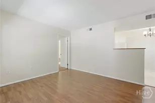 401 N Cromwell Rd, Savannah, GA 31410 - Photo 9