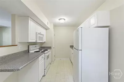 401 N Cromwell Road #D2, Savannah, GA 31410 - Photo 7