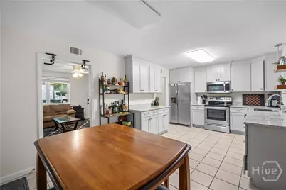 527 Red Oak Drive, Savannah, GA 31419 - Photo 13