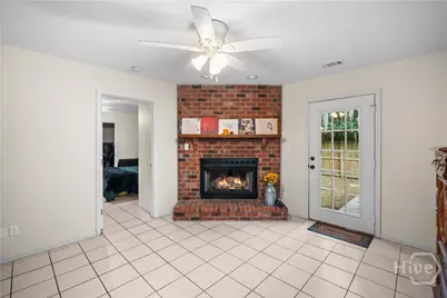 527 Red Oak Drive, Savannah, GA 31419 - Photo 9