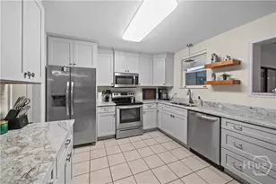 527 Red Oak Dr, Savannah, GA 31419 - Photo 15