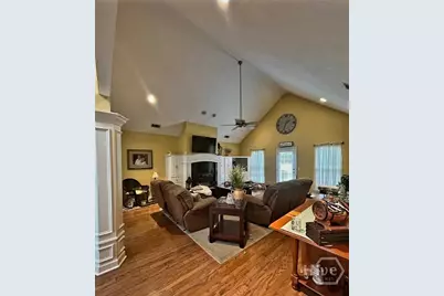 111 Meadowlark Circle, Savannah, GA 31419 - Photo 5