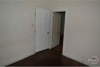 1010 W Victory Drive, Savannah, GA 31405 - Photo 21