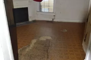 1010 W Victory Dr, Savannah, GA 31405 - Photo 13