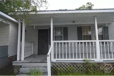 1010 W Victory Drive, Savannah, GA 31405 - Photo 3
