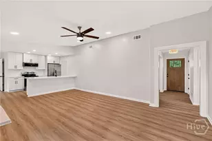 208 Dobson Rd, Savannah, GA 31410 - Photo 15