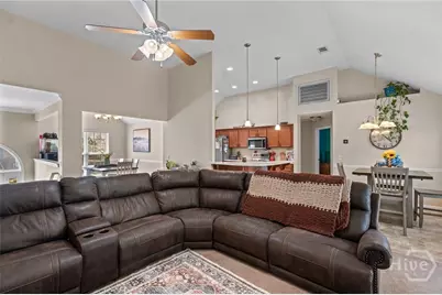 197 Parker Lane, Richmond Hill, GA 31324 - Photo 11