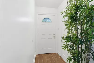 126 S Robinhood Drive, Savannah, GA 31406 - Photo 5