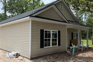 1302 Kentucky St, Darien, GA 31305 - Photo 3