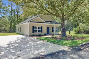 1302 Kentucky St, Darien, GA 31305 - Photo 33