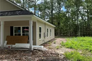 1302 Kentucky St, Darien, GA 31305 - Photo 7