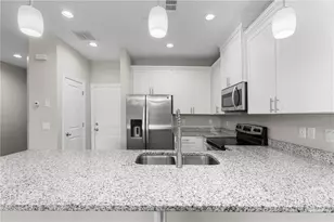 160 Lake Lily Dr, Richmond Hill, GA 31324 - Photo 9