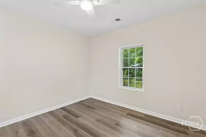1208 E 55th Street, Savannah, GA 31404 - Photo 17