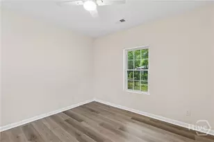 1208 E 55th St, Savannah, GA 31404 - Photo 17