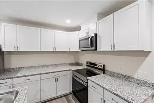 1208 E 55th St, Savannah, GA 31404 - Photo 9
