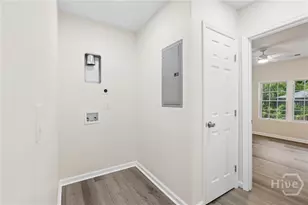 1208 E 55th St, Savannah, GA 31404 - Photo 11