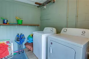 104 18th St, Tybee Island, GA 31328 - Photo 17