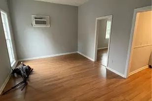 112 Houston St, Savannah, GA 31401 - Photo 3