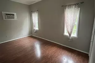 112 Houston St, Savannah, GA 31401 - Photo 3