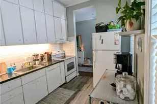 510 E State St, Savannah, GA 31401 - Photo 7