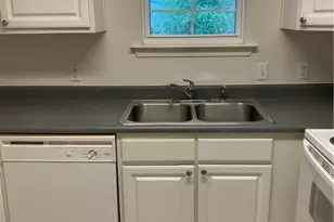 310 Tibet Ave, Savannah, GA 31406 - Photo 7