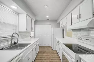 901 Olmstead Dr Unit 33E, Hinesville, GA 31313 - Photo 5
