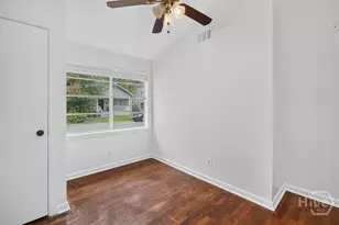 703 E 34th St, Savannah, GA 31401 - Photo 17