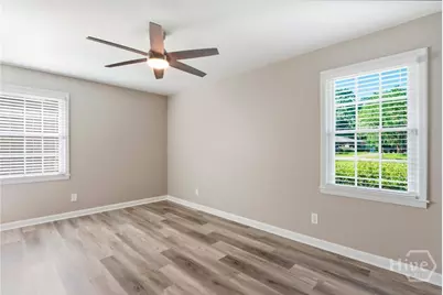 9227 Garland Drive, Savannah, GA 31406 - Photo 21