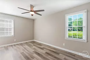 9227 Garland Dr, Savannah, GA 31406 - Photo 21
