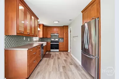 9227 Garland Drive, Savannah, GA 31406 - Photo 9