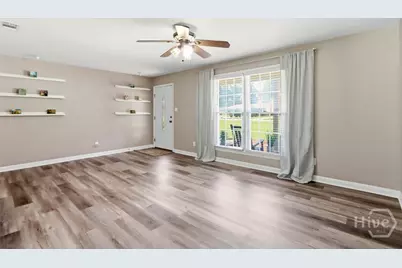9227 Garland Drive, Savannah, GA 31406 - Photo 5