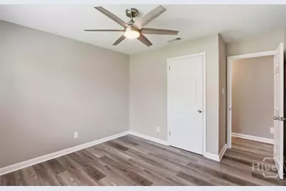 9227 Garland Drive, Savannah, GA 31406 - Photo 25